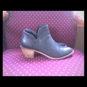 Kelsi Dagger Brooklyn Black Leather Boots Sz 7